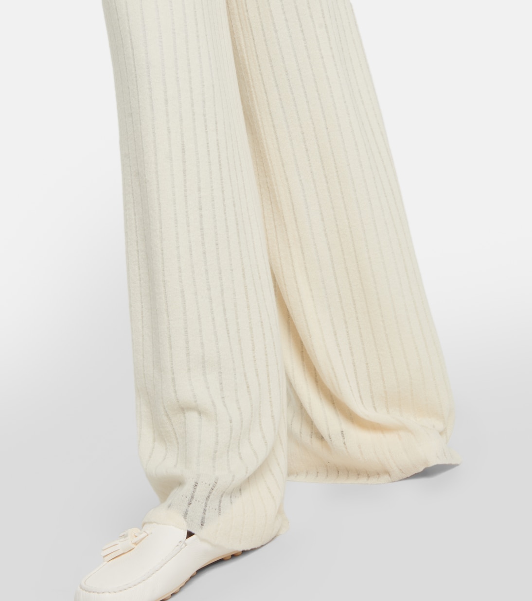 Pantalones de Lujo en Cachemira y Seda para Jóvenes Modernos – Colección Gaiole