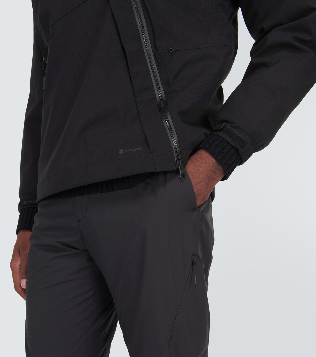 Asymmetric zip-up jacket   | Snow Peak