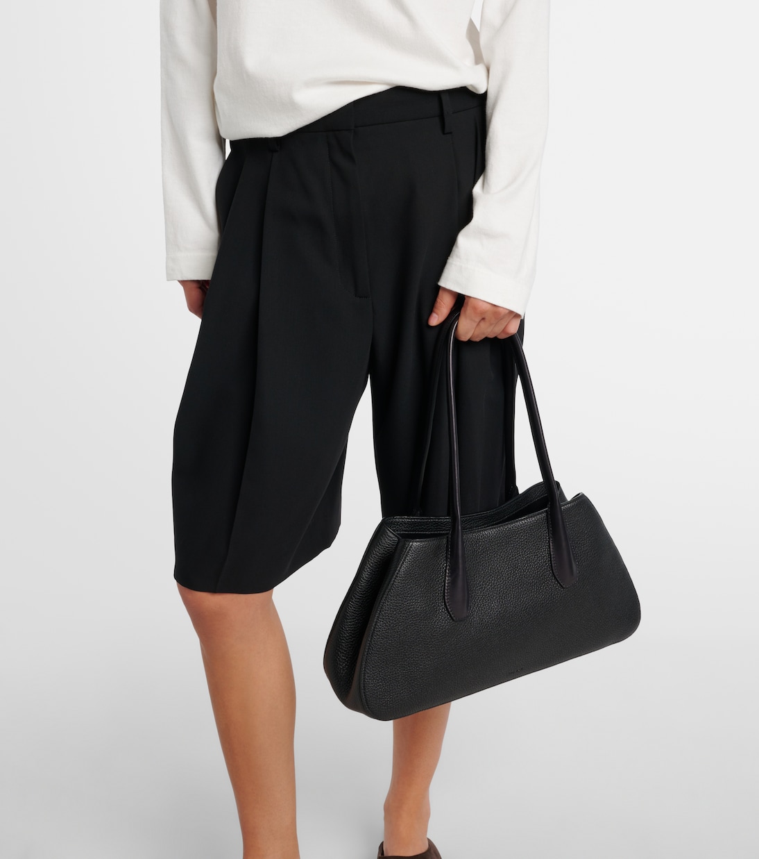 Alger Medium leather shoulder bag | The Row