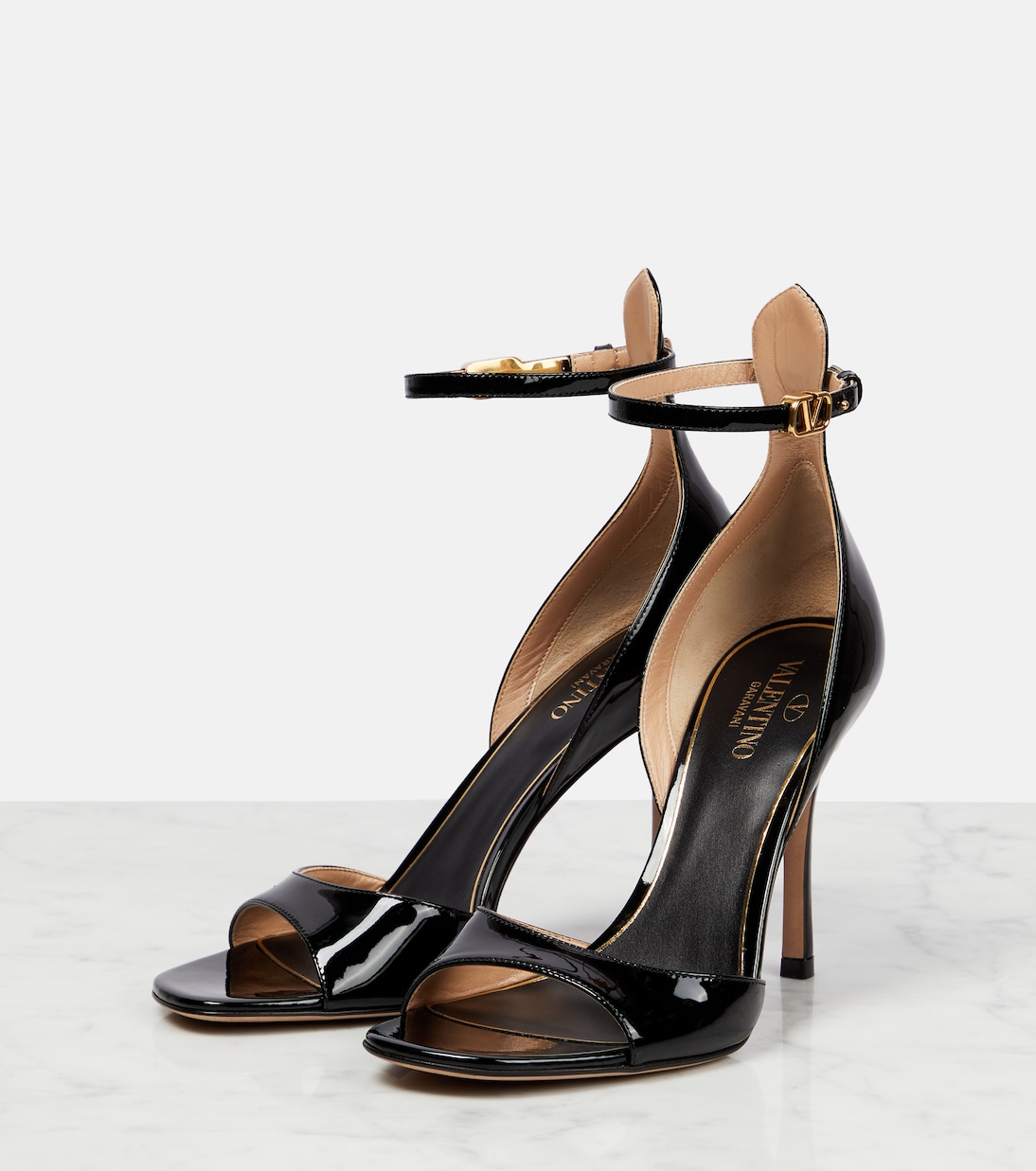 VLogo patent leather sandals | Valentino Garavani