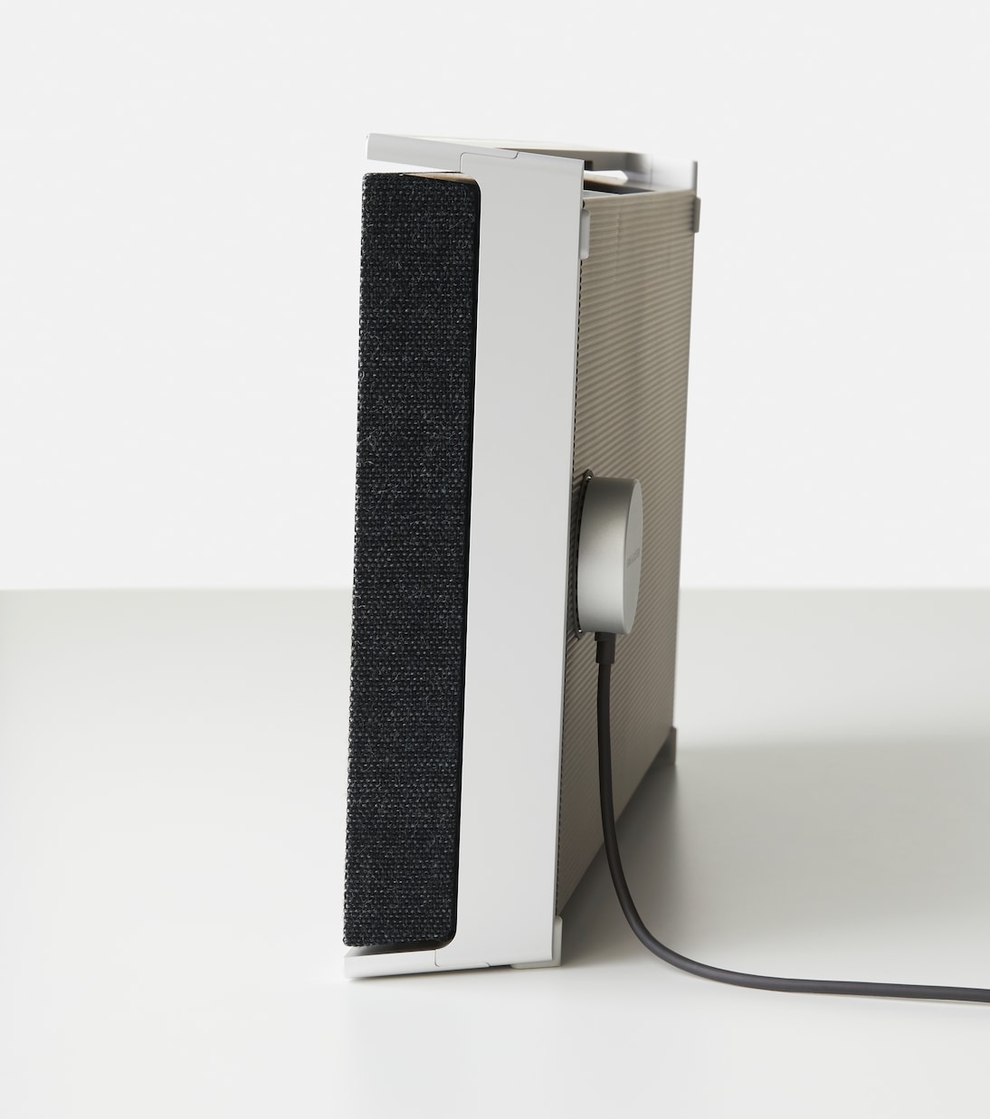 Beosound Level speaker, EU plug | Bang & Olufsen