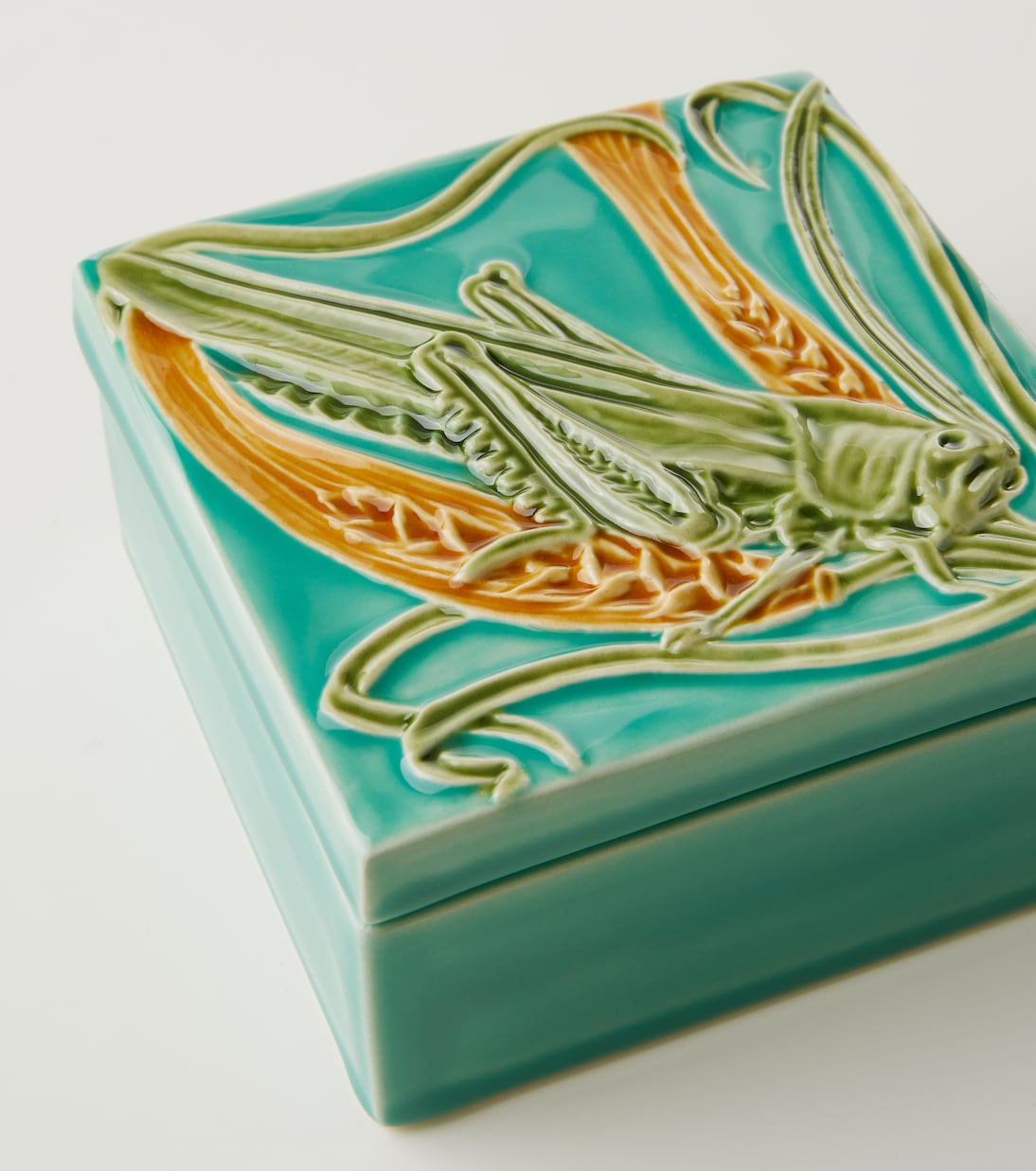 Azulejo Grasshopper box | Bordallo Pinheiro