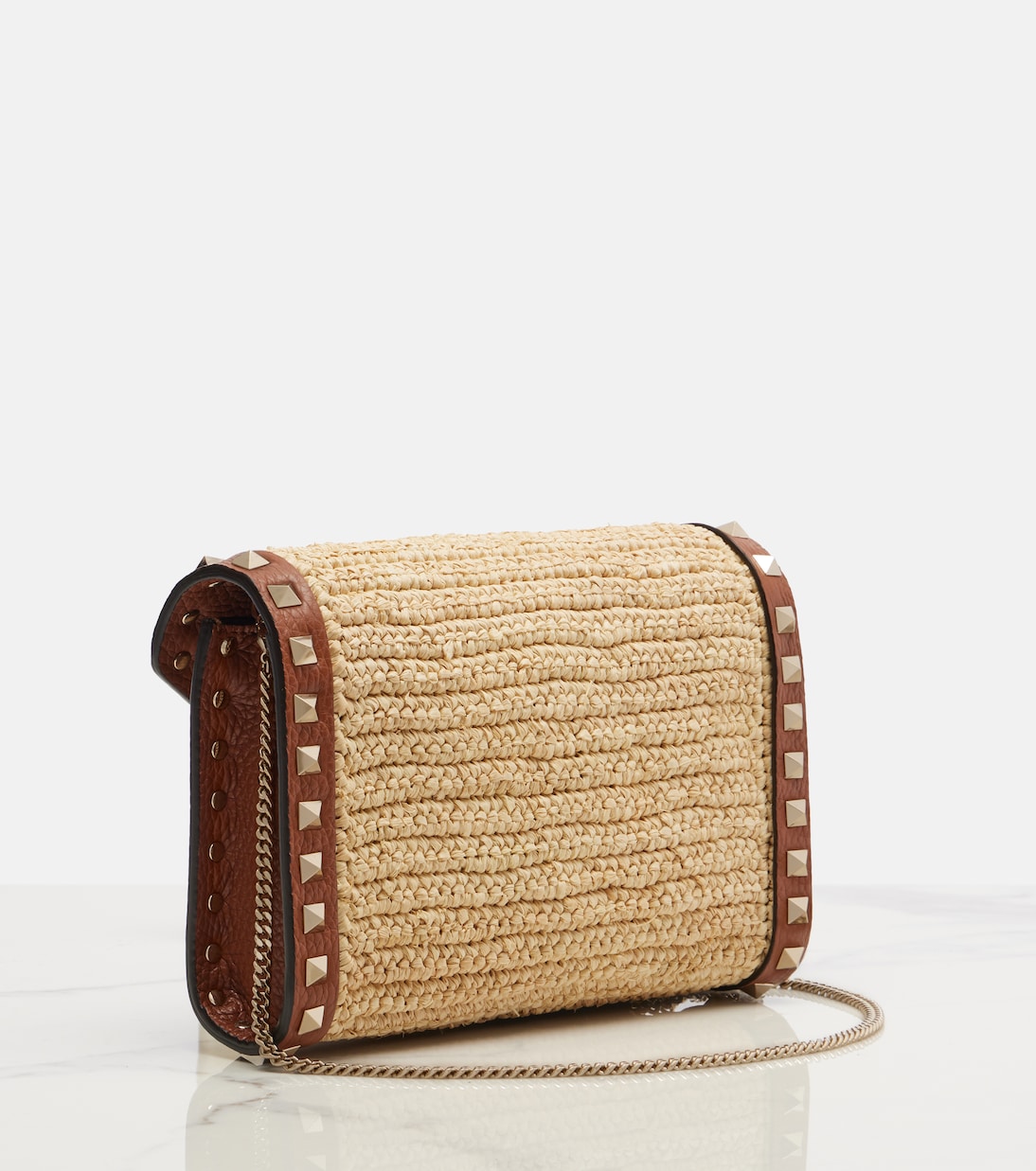 Schultertasche Rockstud Mini aus Raffiabast | Valentino Garavani