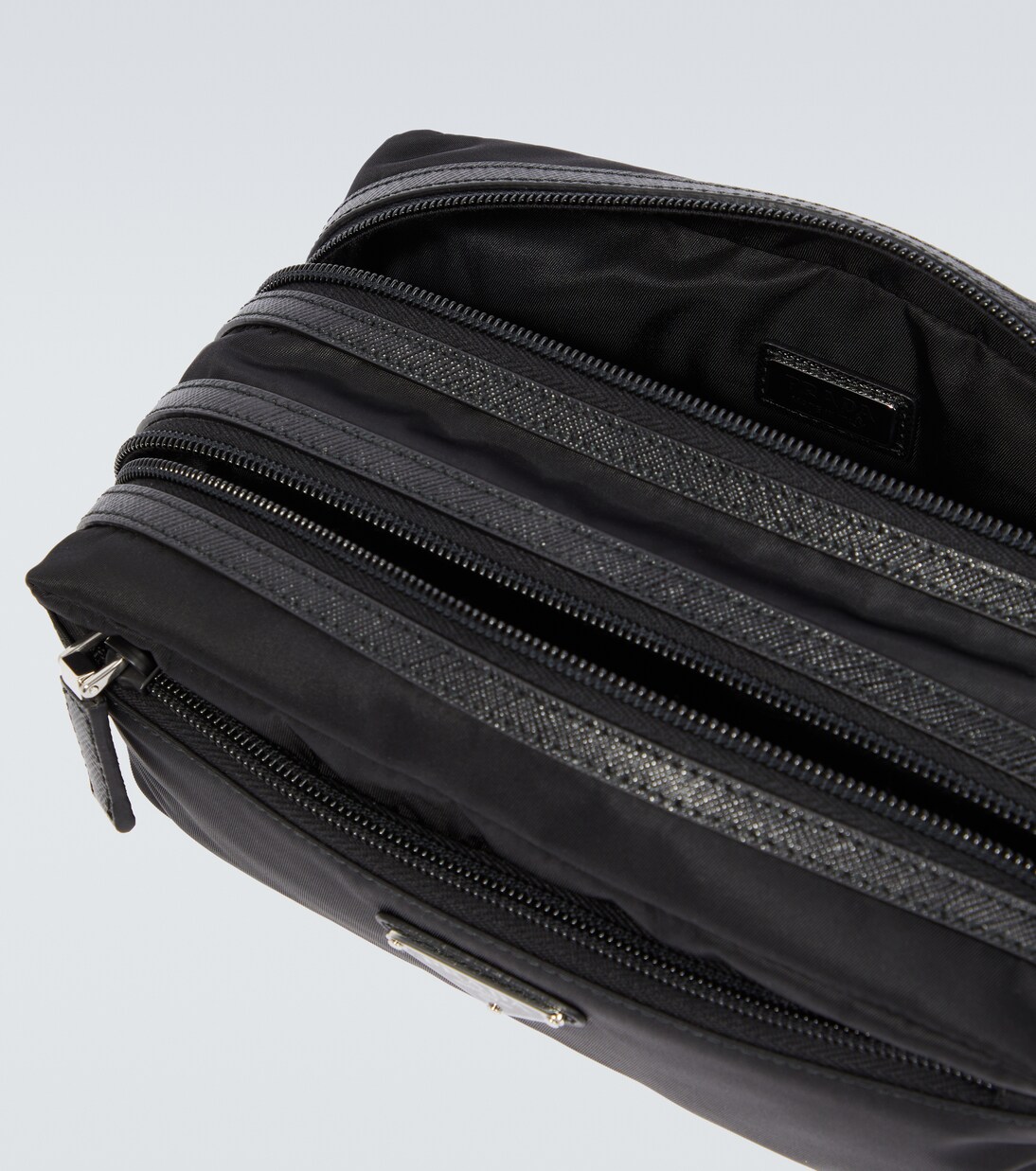 Kosmetiketui aus Re-Nylon | Prada