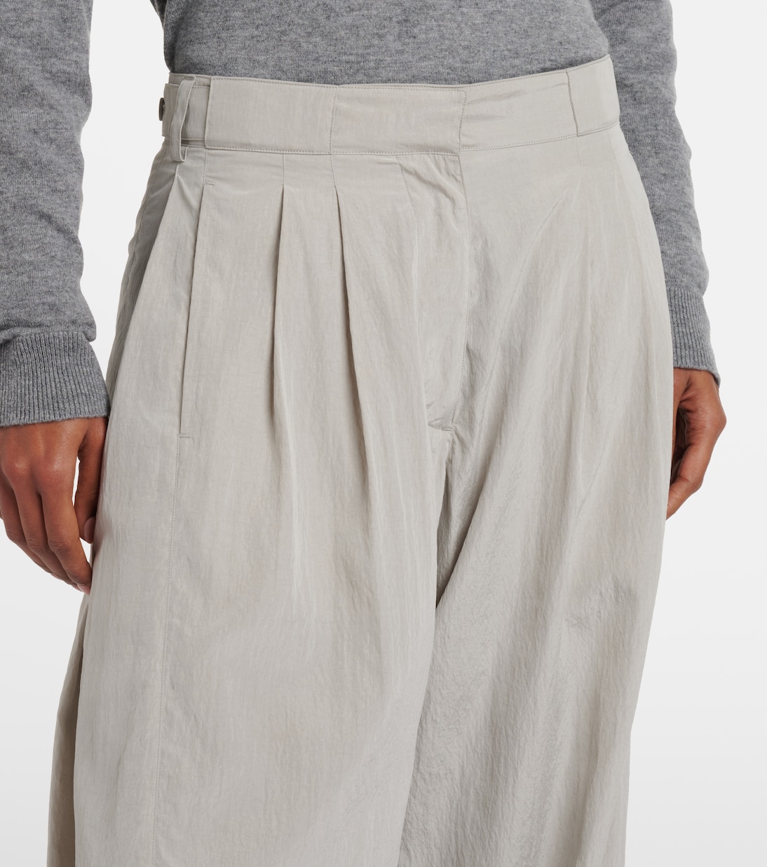 Pleated silk-blend straight pants | The Row