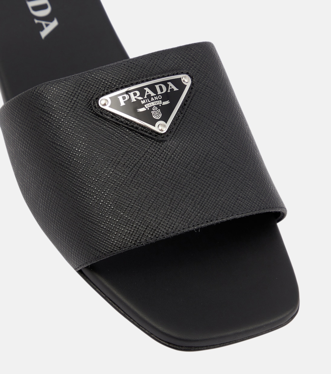 Pantoletten aus Saffiano-Leder | Prada