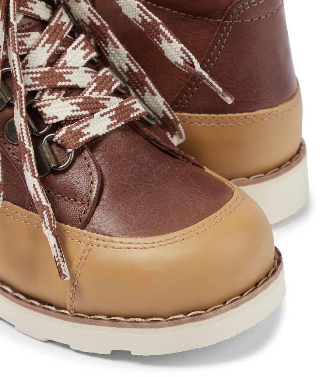 Lace-up leather boots | Petit Nord