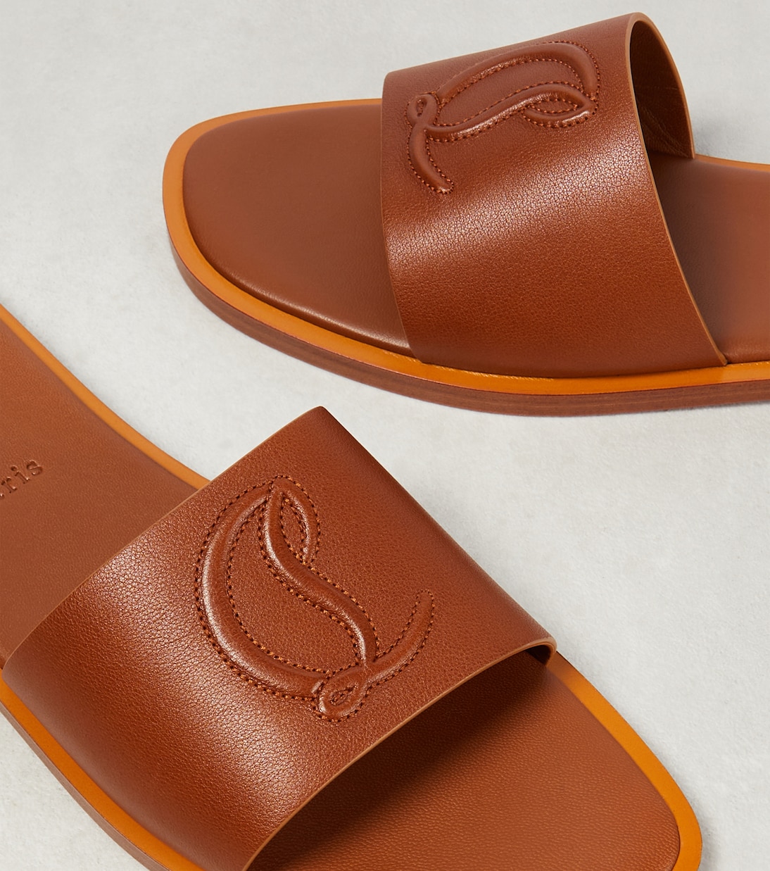 Chanclas de piel con logo | Christian Louboutin
