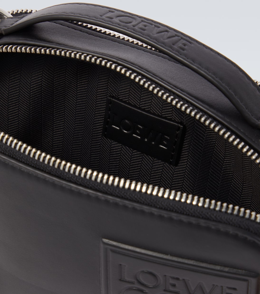 Schultertasche Anagram Mini aus Leder | Loewe