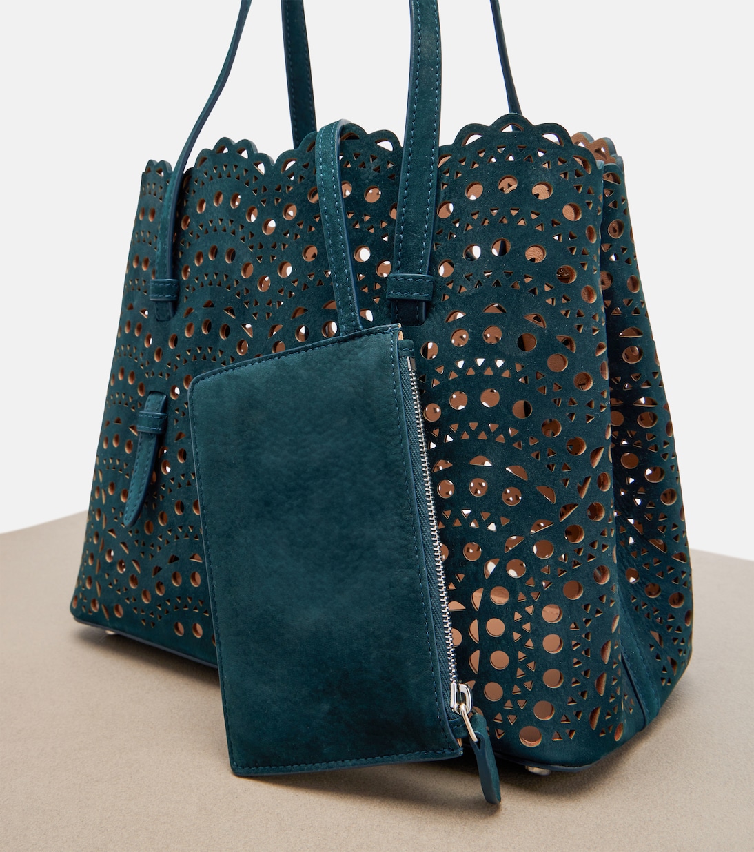 Le Mina 25 Vienne Wave leather tote bag | Alaïa