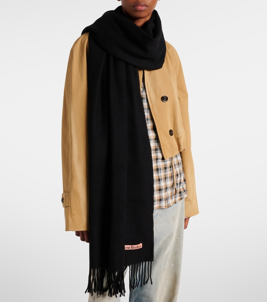 Sciarpa in cashmere frangiata ACNE STUDIES, stile giovanile Canada