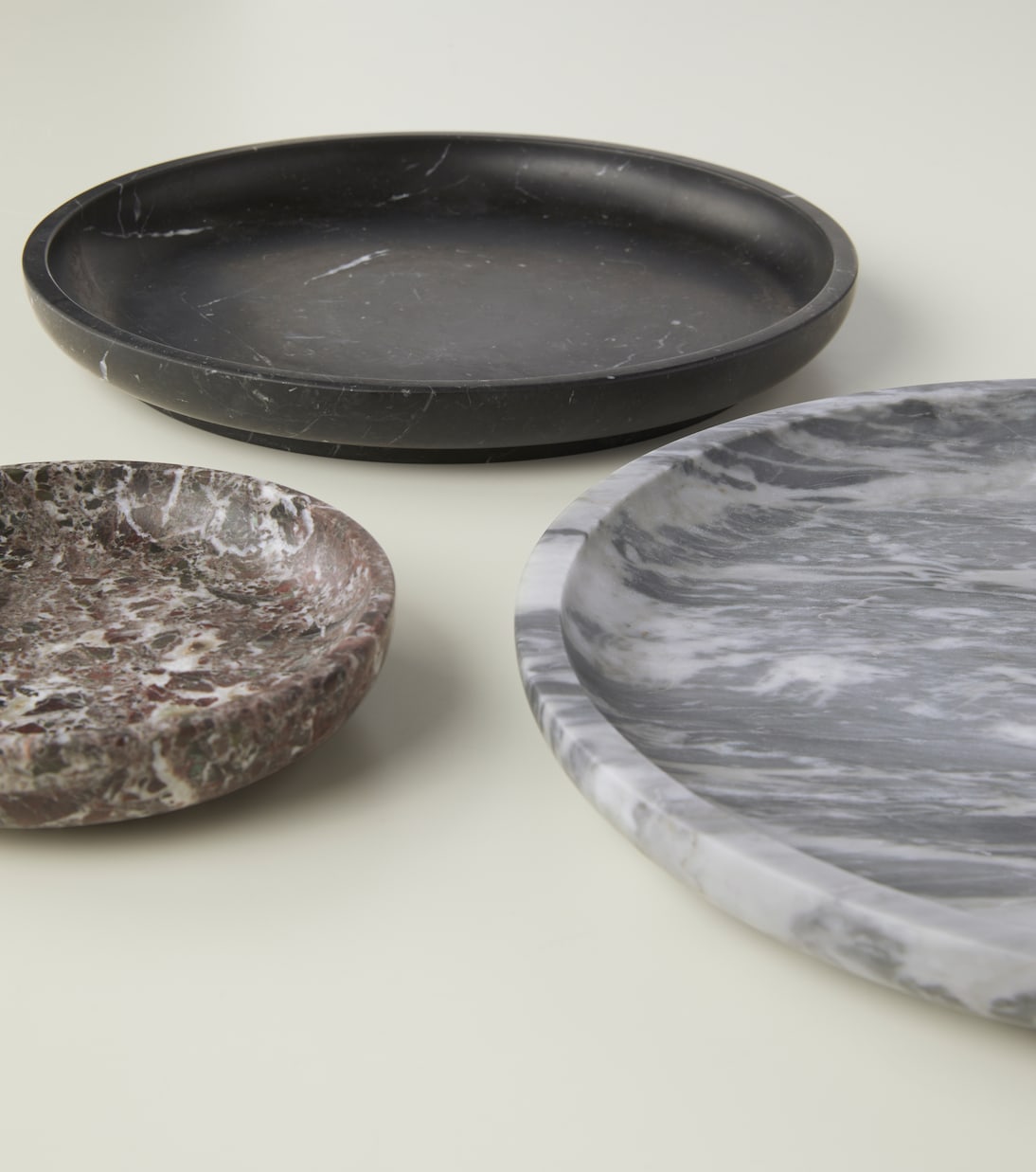 x Sunnei set of 3 marble plates | Bloc Studios