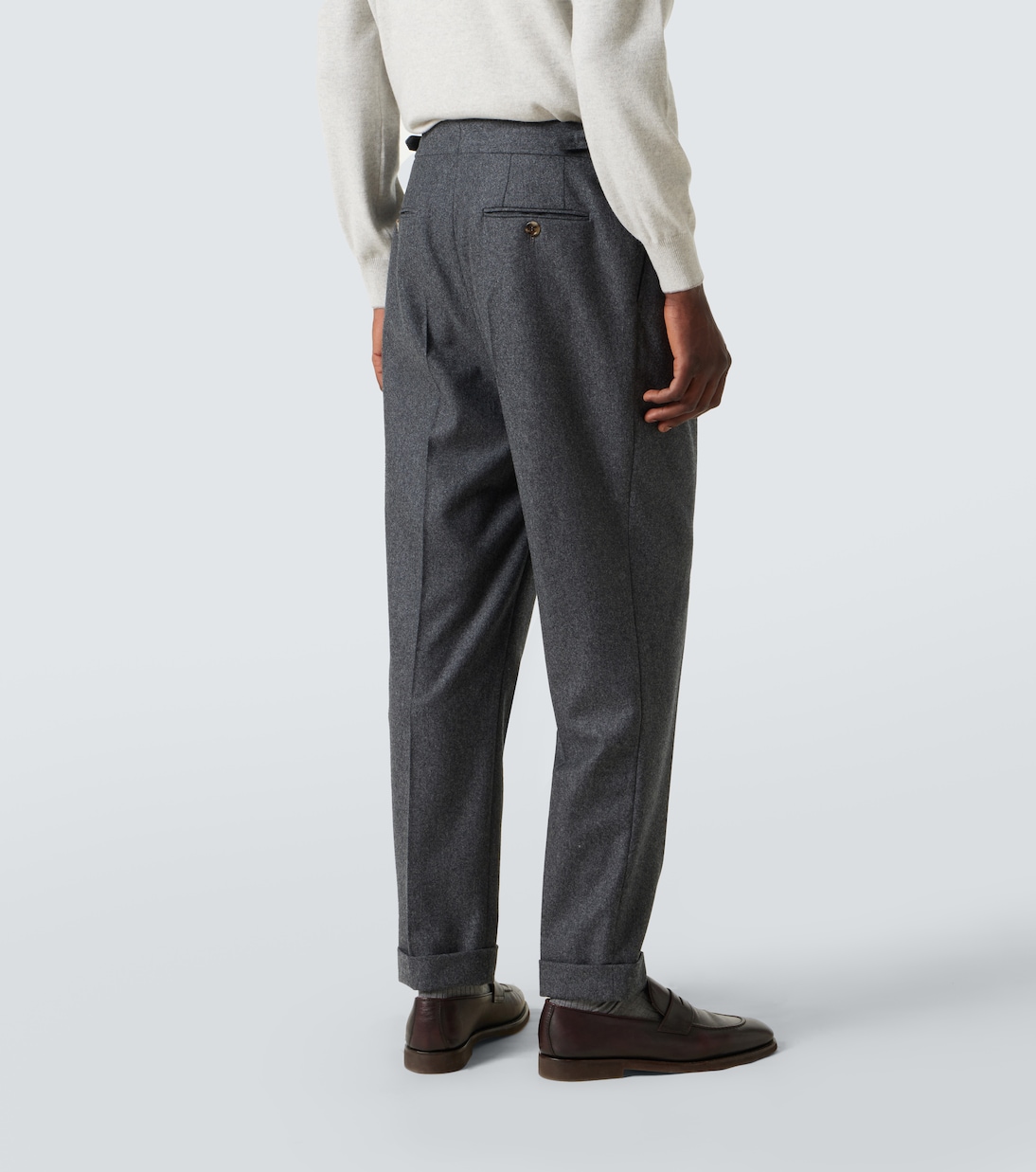 Pleated virgin wool slim pants | Brunello Cucinelli