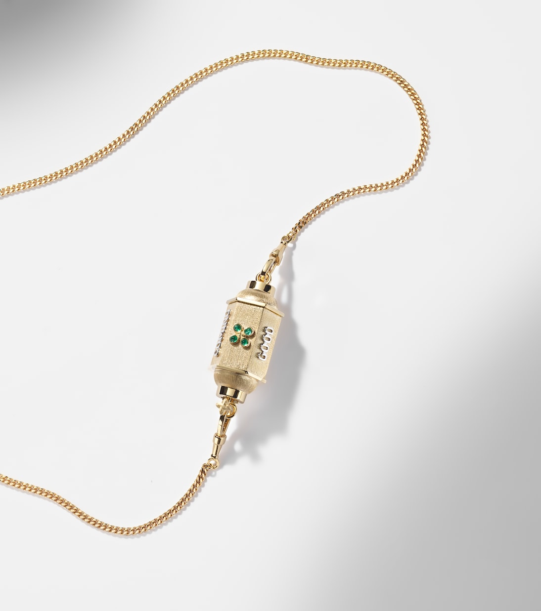 Halskette Good Things aus 18kt Gelbgold mit Smaragden | Marie Lichtenberg