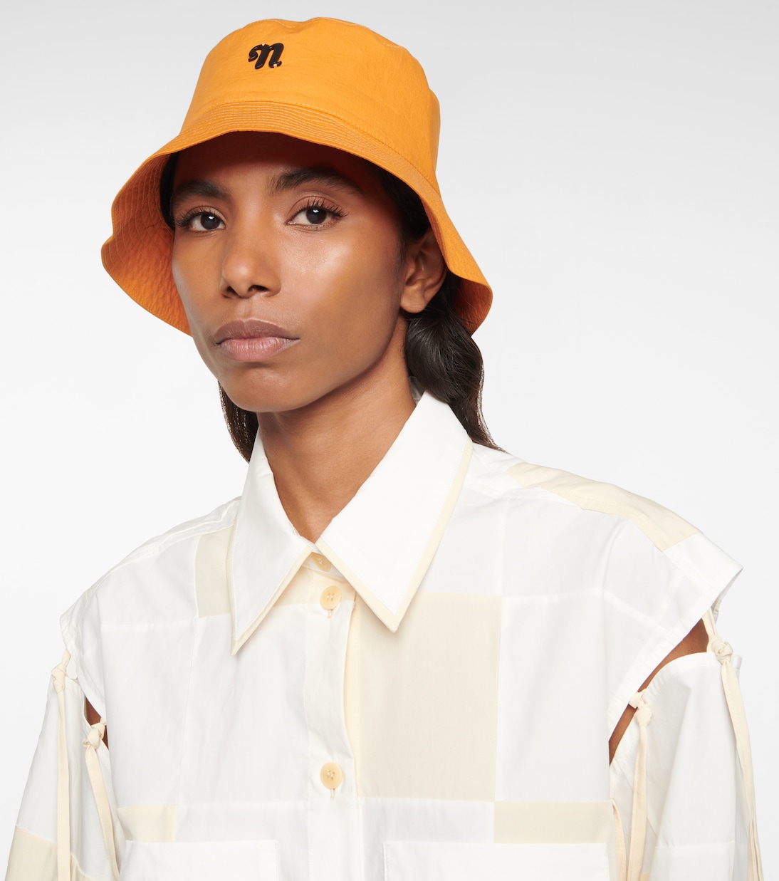 Caran cotton poplin bucket hat | Nanushka
