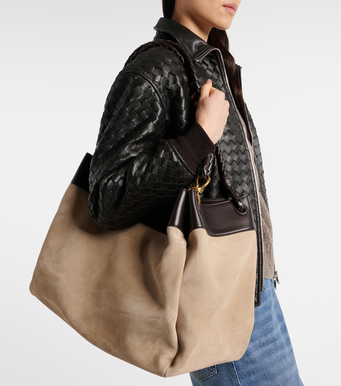Borsa a spalla Parachute Knot Maxi in suede | Bottega Veneta