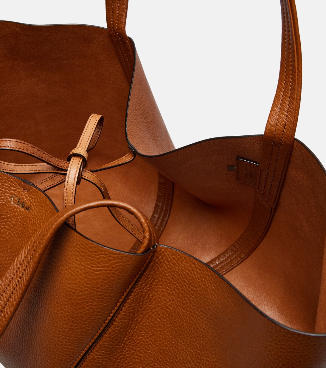 Chloé Spin Medium leather tote bag | Chloé