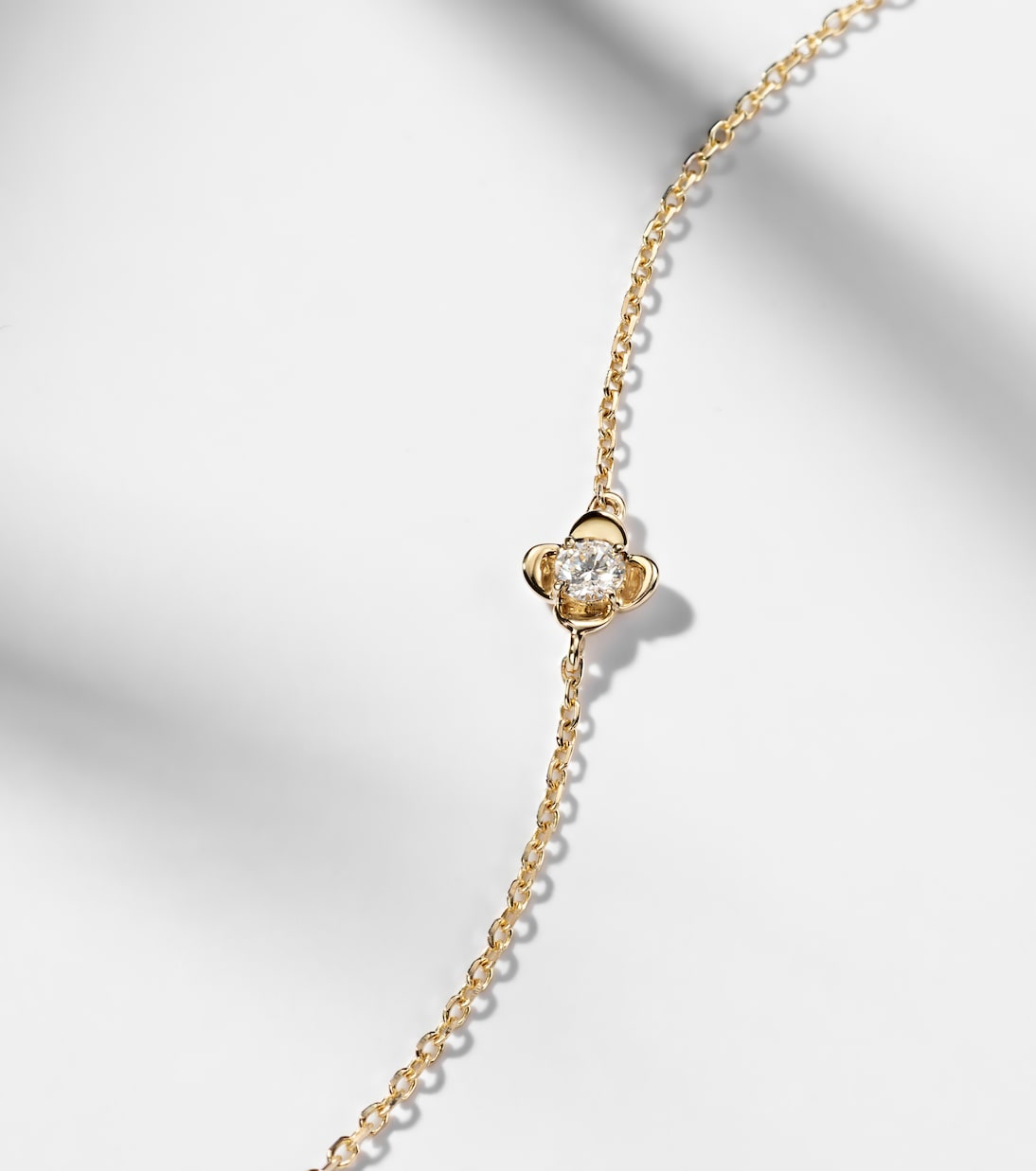 Armband Clover aus 14kt Gelbgold mit Diamanten | Stone and Strand