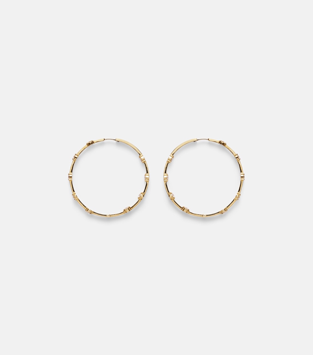 Orecchini a cerchio in oro giallo 18kt Melissa Kaye con diamanti, design giovane e chic
