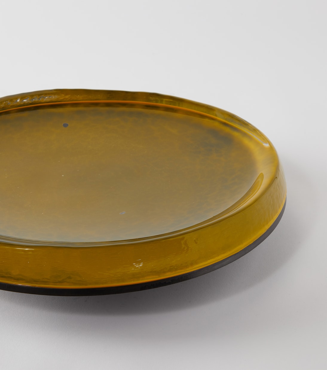 Glainne metal bowl  | Michaël Verheyden