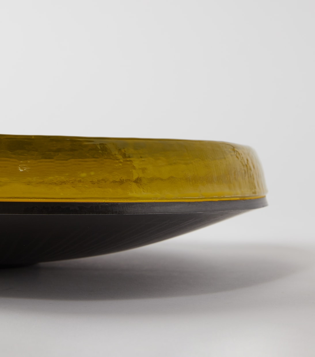 Glainne metal bowl  | Michaël Verheyden