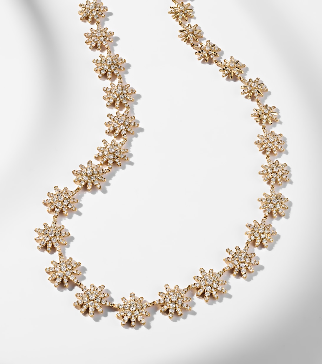 Starburst 18kt gold necklace with diamonds | David Yurman
