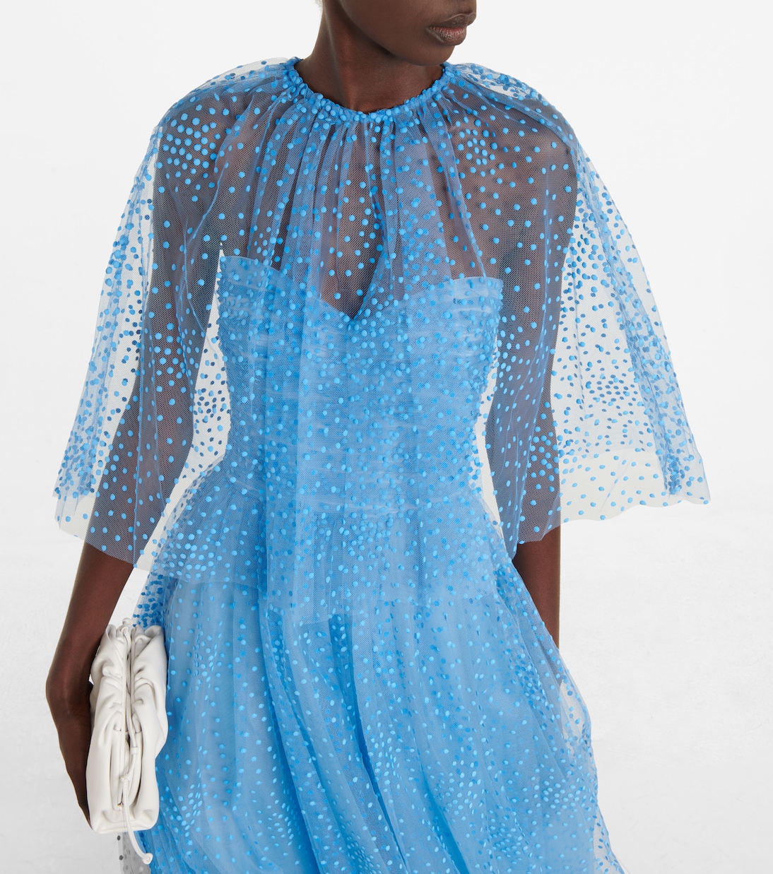 Dotted tulle cape | Monique Lhuillier