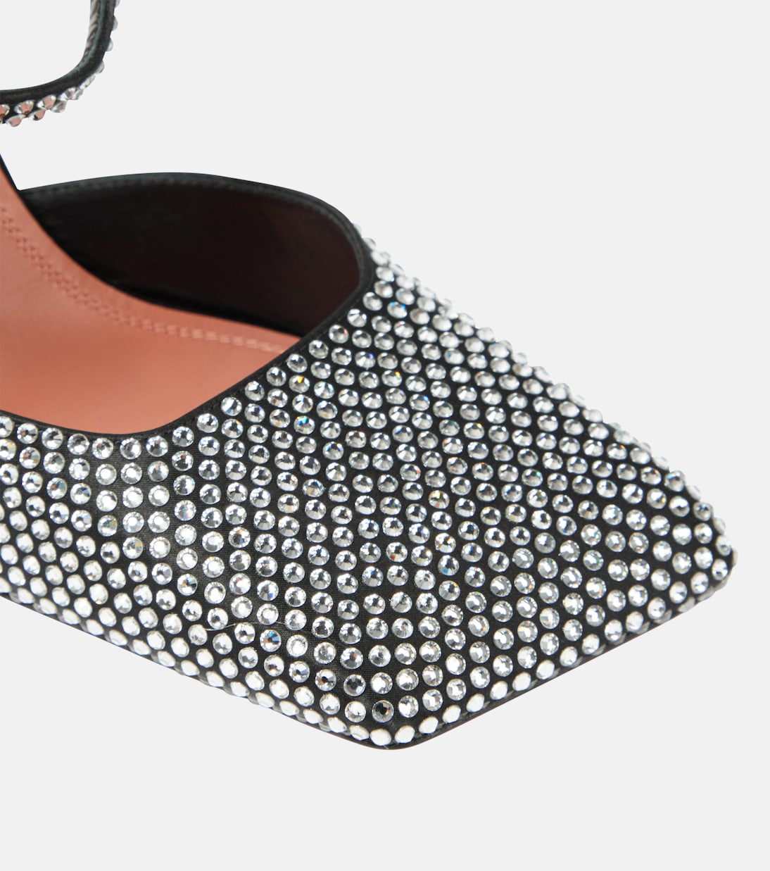 Pumps Charlotte 95 aus Satin mit Kristallen | Amina Muaddi