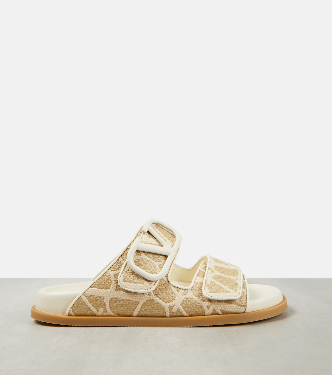 VLogo Signature raffia slides | Valentino Garavani