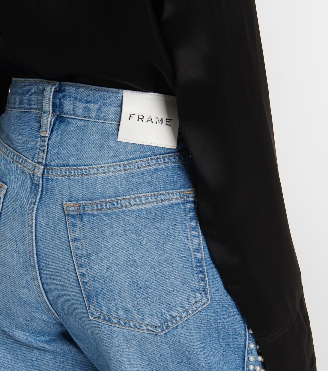 Jean raccourci Atelier Le Jane à ornements | Frame
