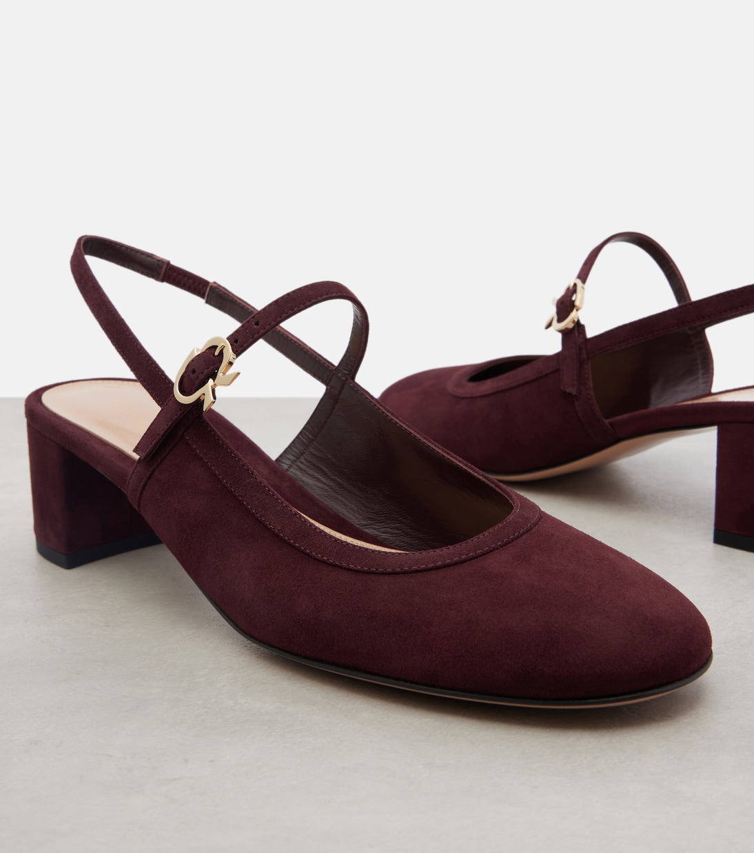 Escarpins sling-back 45 en daim | Gianvito Rossi