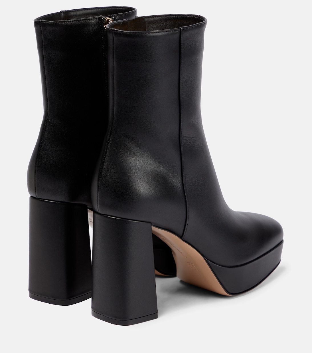 Stivaletti in pelle con plateau | Gianvito Rossi