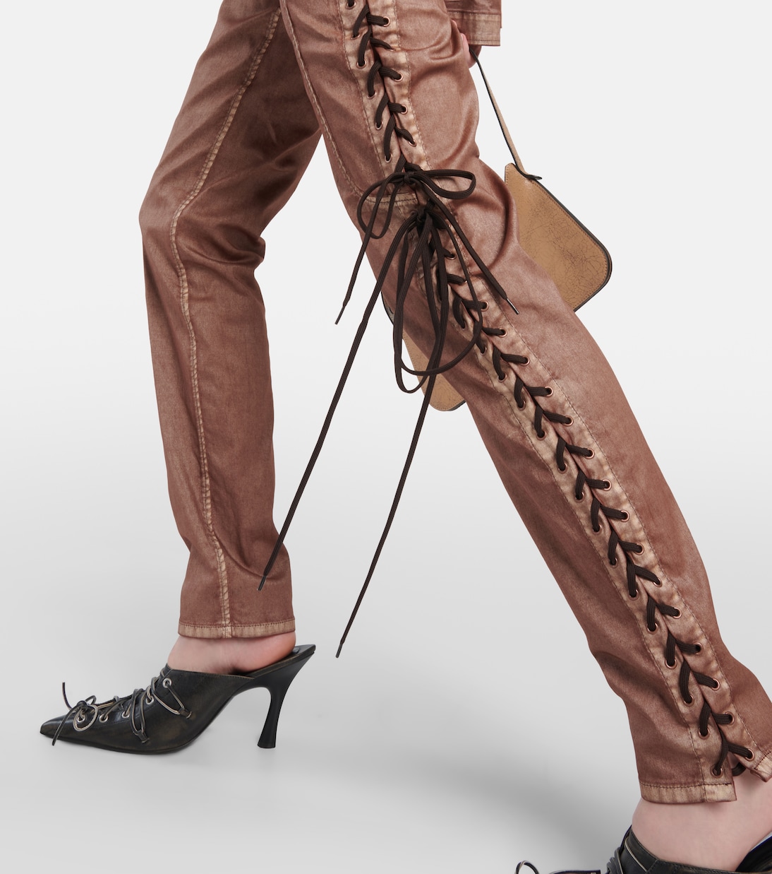 x KNWLS – Pantalon corset à taille basse en jean | Jean Paul Gaultier