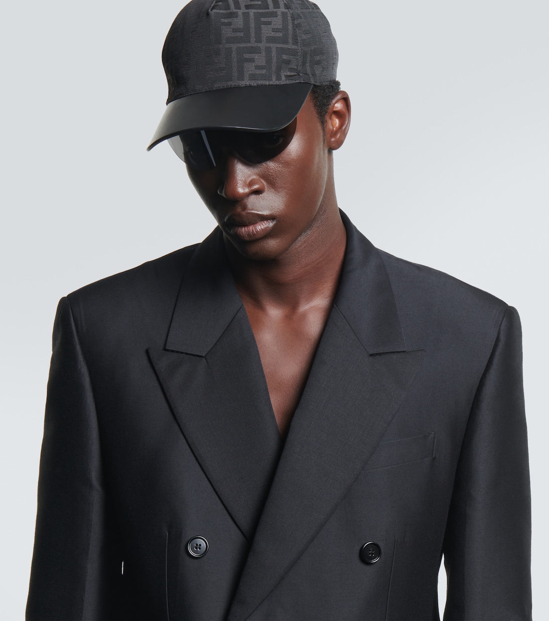 Cappello da baseball in canvas e pelle con occhiali da sole | Fendi