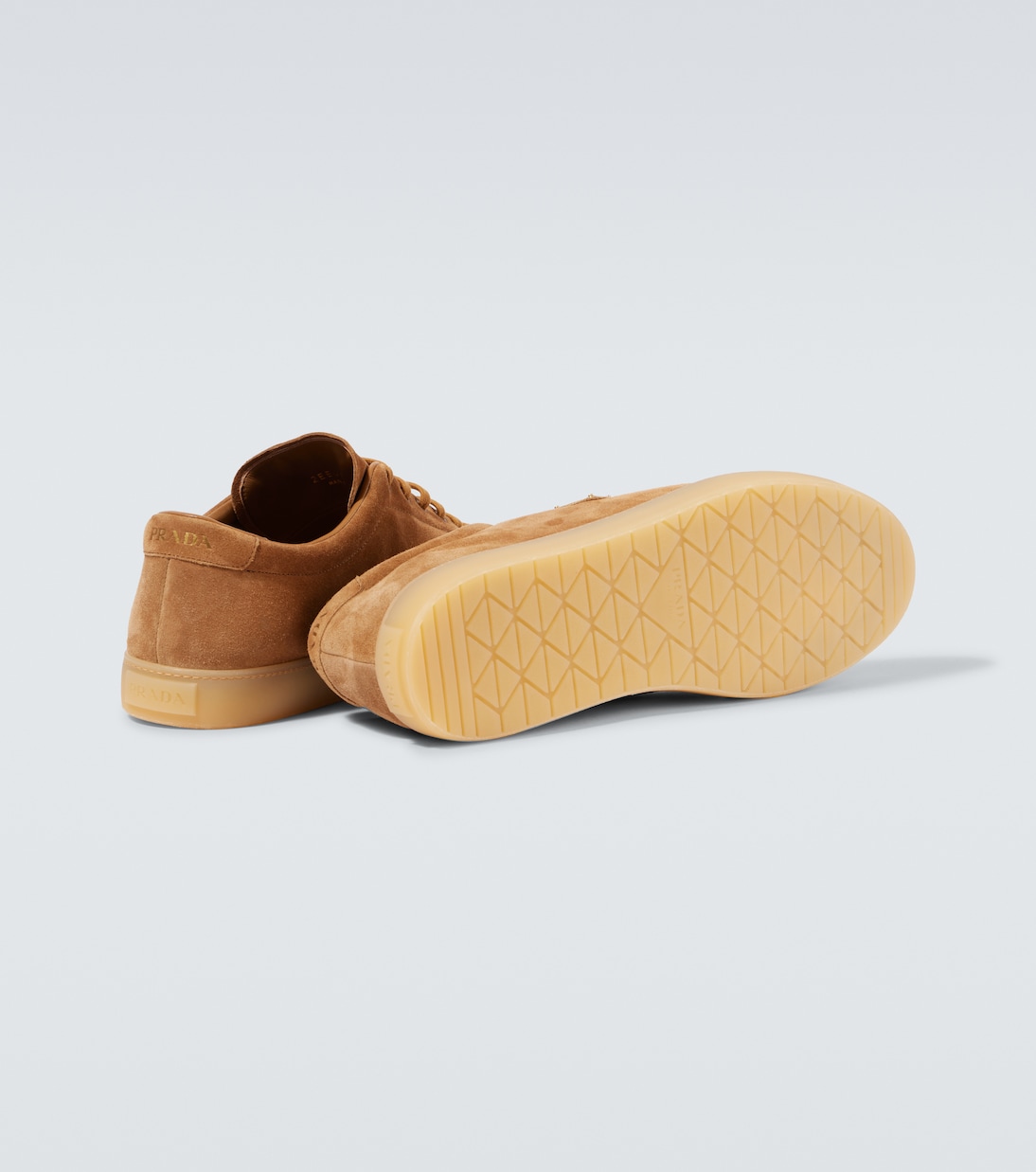 Sneakers in suede con logo | Prada
