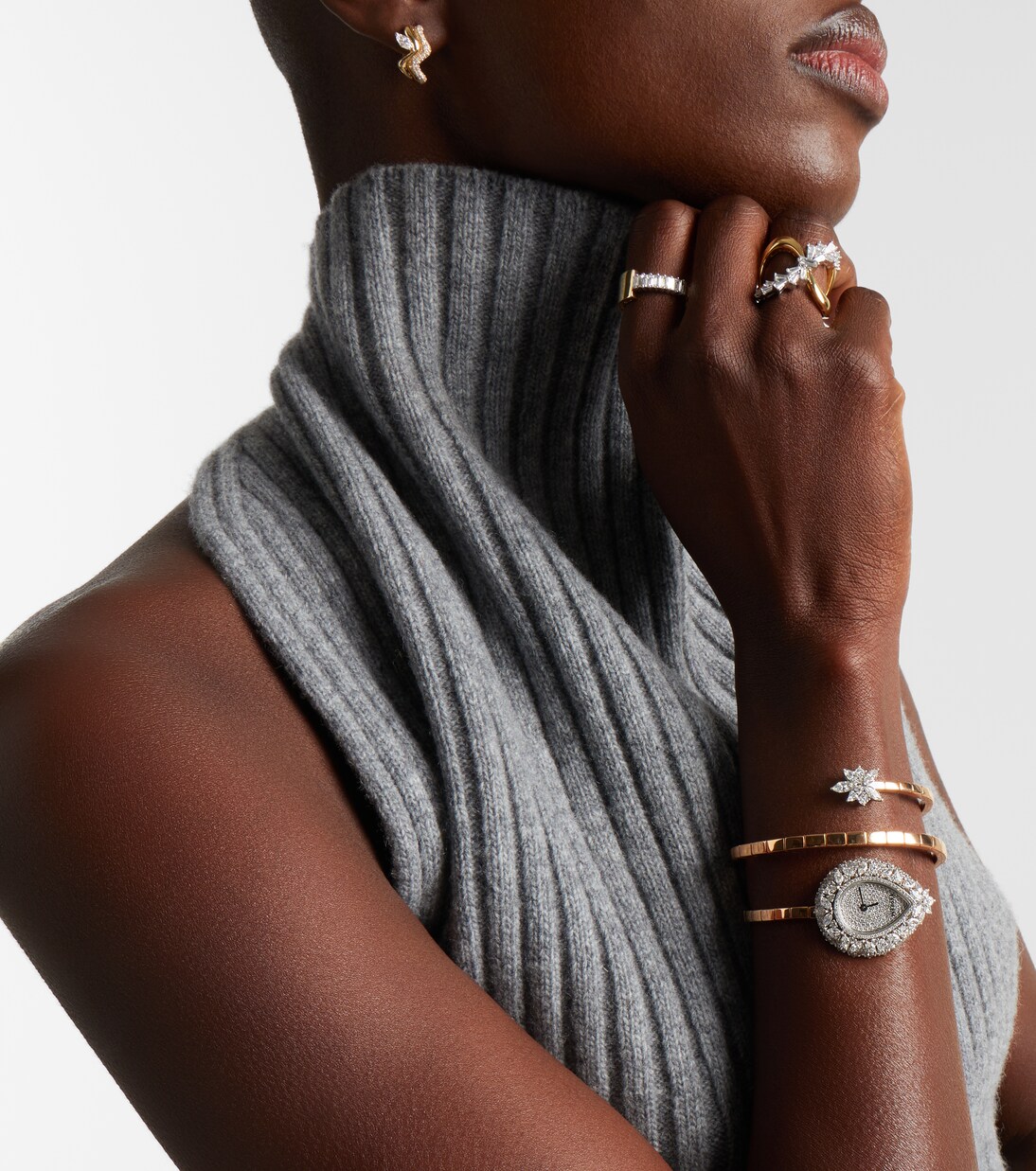 Y-Momento 18kt gold (750/1000) watch with diamonds | Yeprem