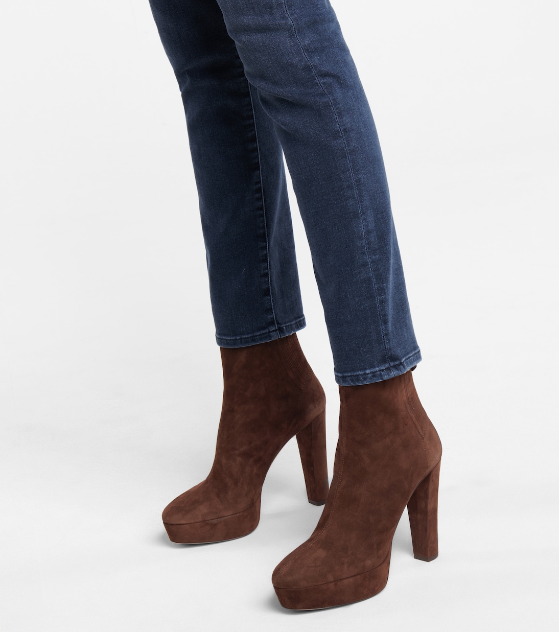 Saint Honoré 120 suede platform ankle boots | Aquazzura