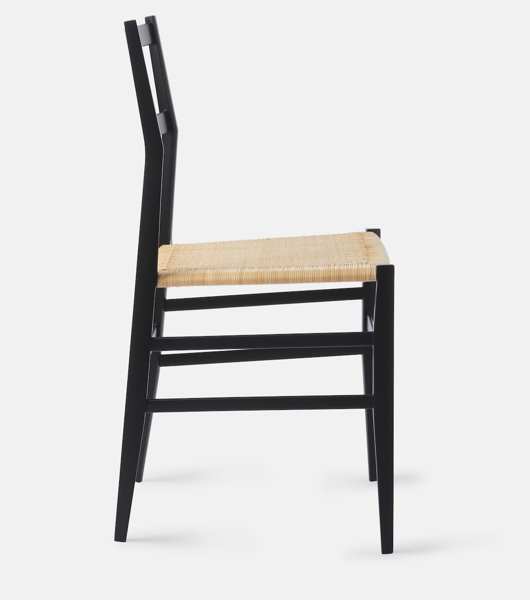 Stuhl Superleggera by Gio Ponti | Cassina
