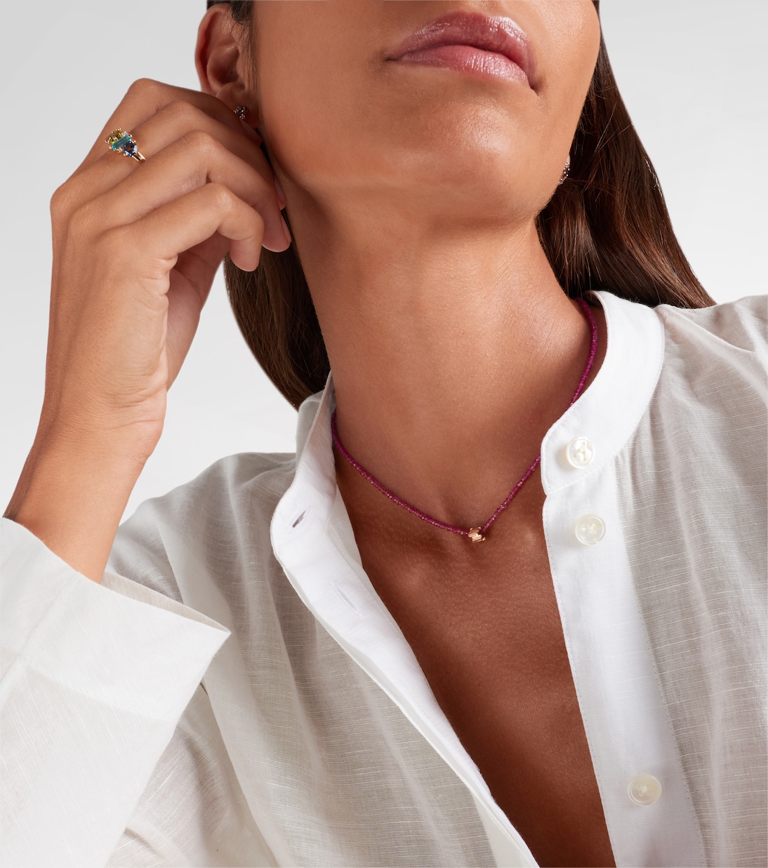 Collana infinita in oro rosa 18kt con spinelli, stile moderno per giovani di Suzanne Kalan