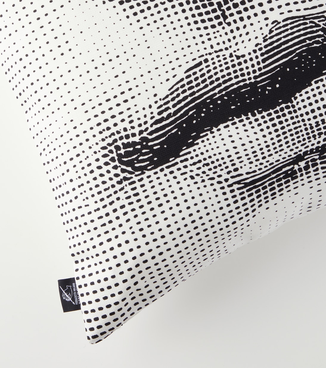 Tema e Variazioni n.397 cushion | Fornasetti