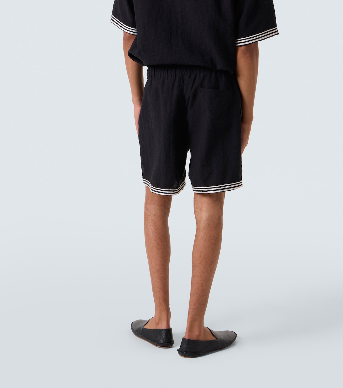 Shorts con ricamo | Commas
