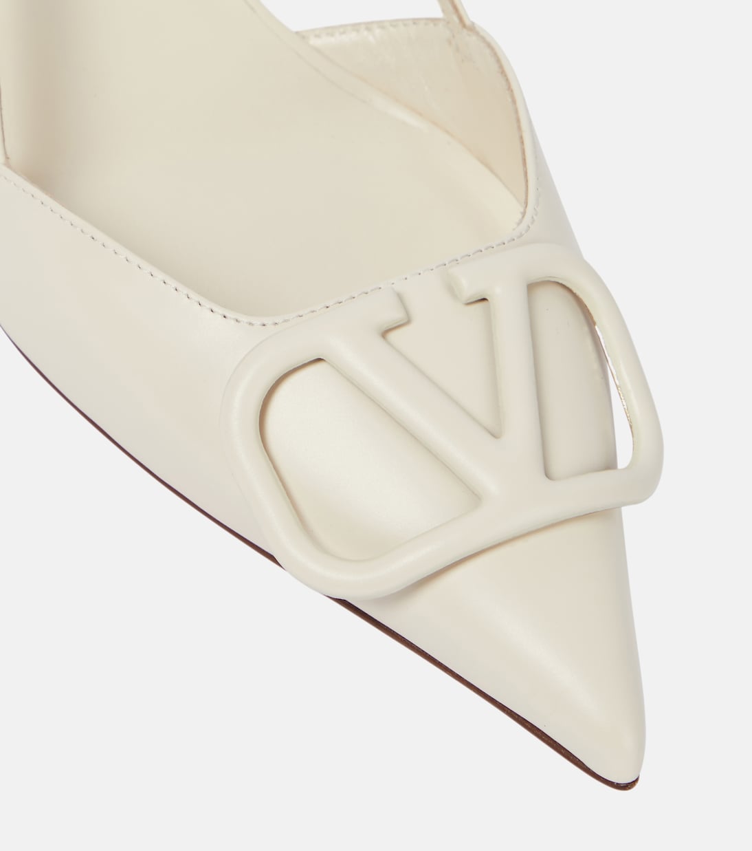 VLogo leather slingback pumps | Valentino Garavani