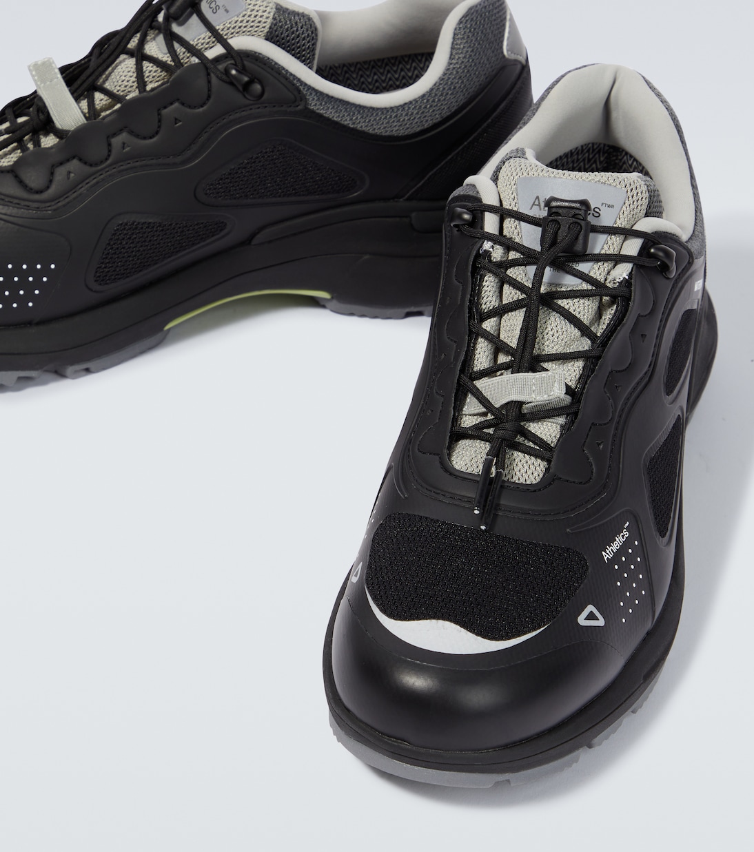 Sneakers One.2 | Athletics Footwear