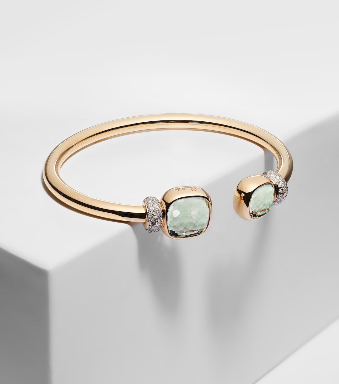 Bracciale POMELLATO Nudo in oro rosa 18kt con prasioliti e diamanti, stile giovane e moderno