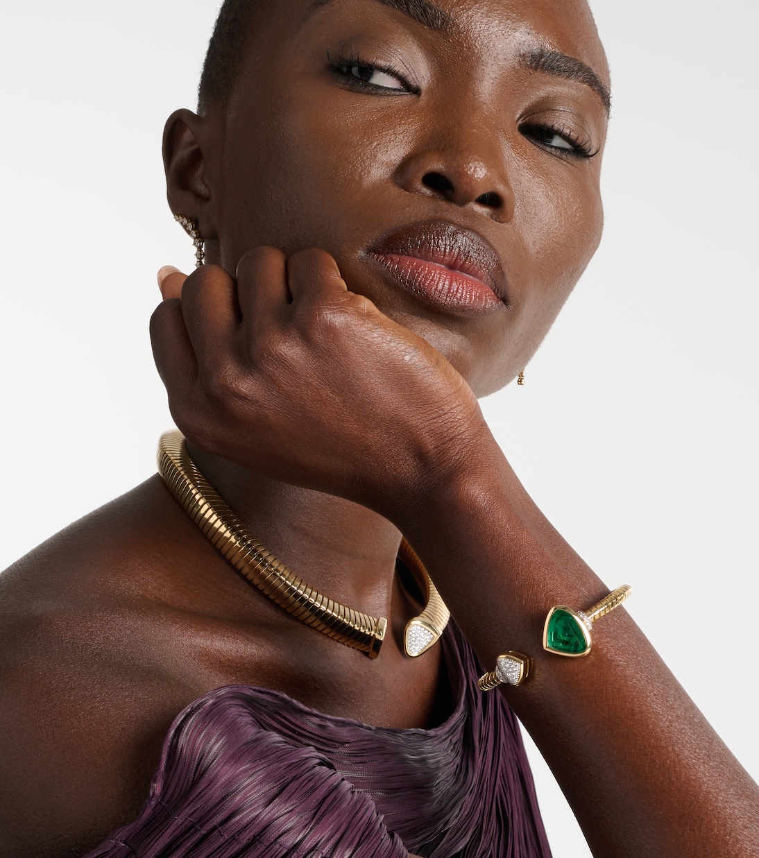 Trisolina 18kt gold cuff bracelet with diamonds and emerald | Marina B