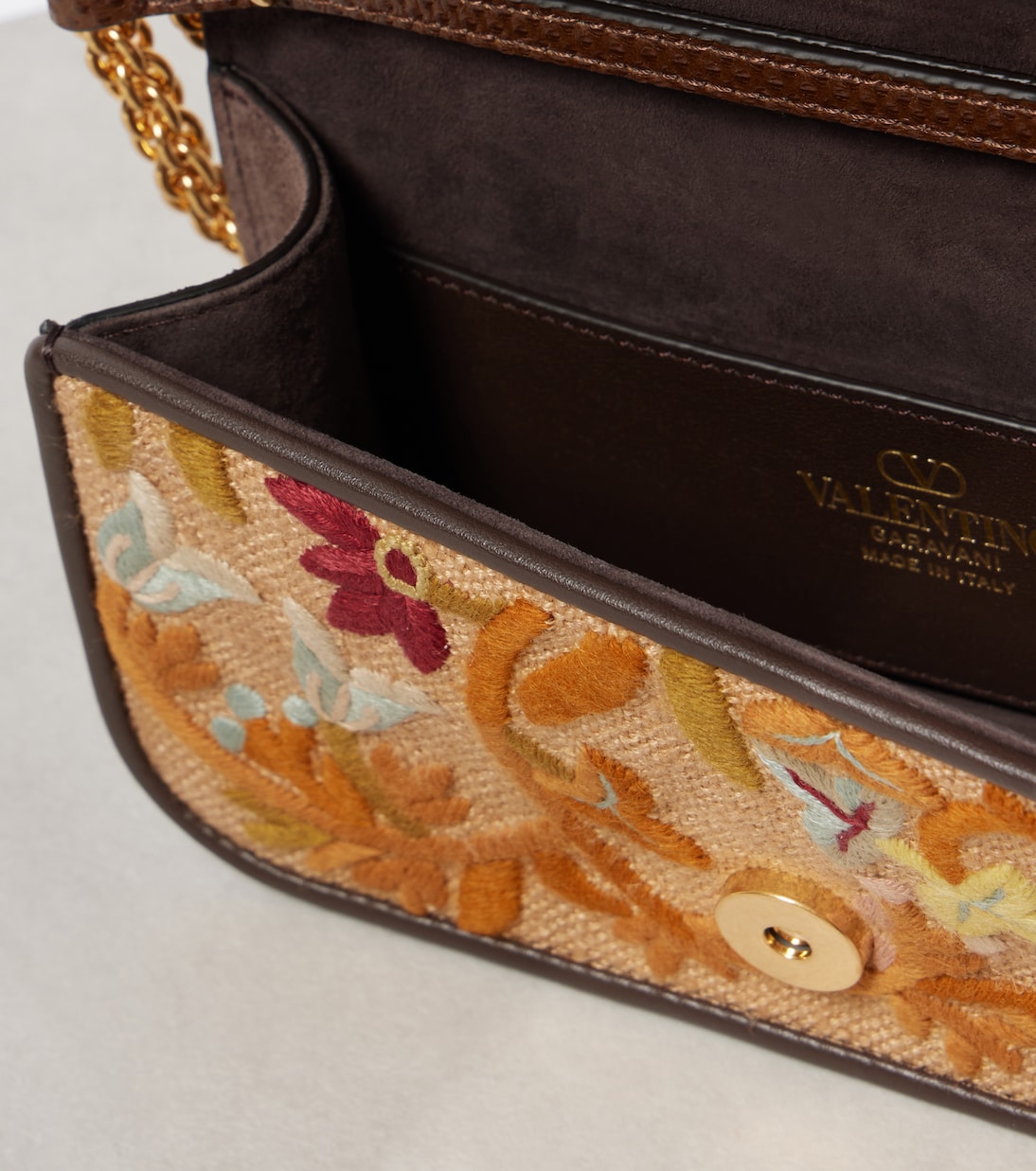 Borsa a spalla Locò Small con ricamo | Valentino Garavani