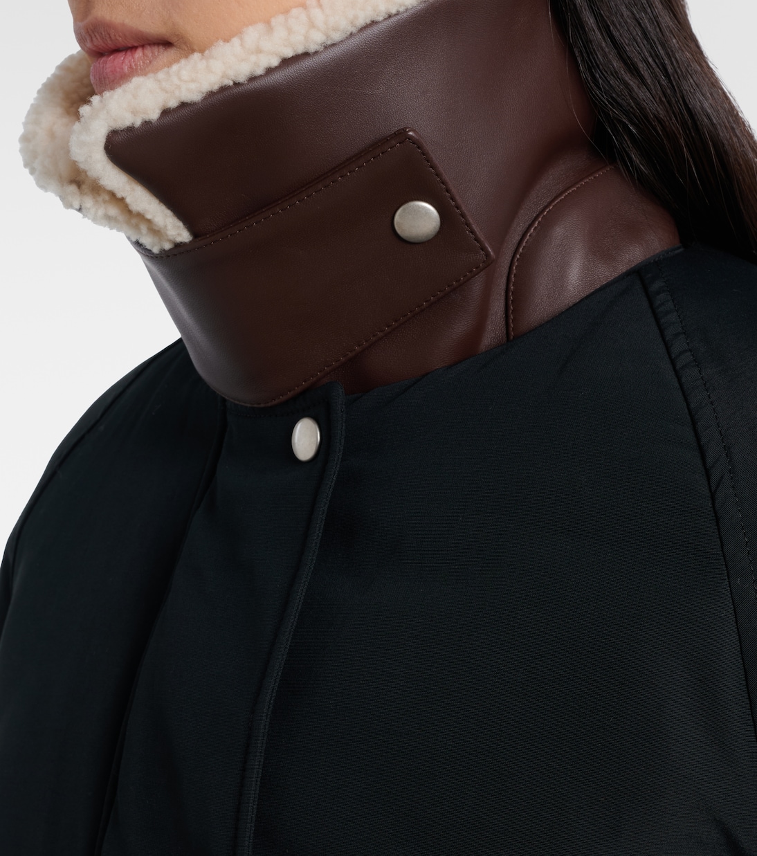 Jacke aus einem Baumwollgemisch mit Shearling | Loewe