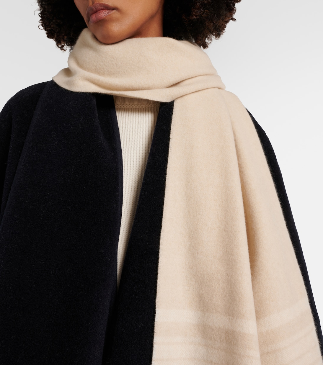 Sciarpa in cashmere a righe 