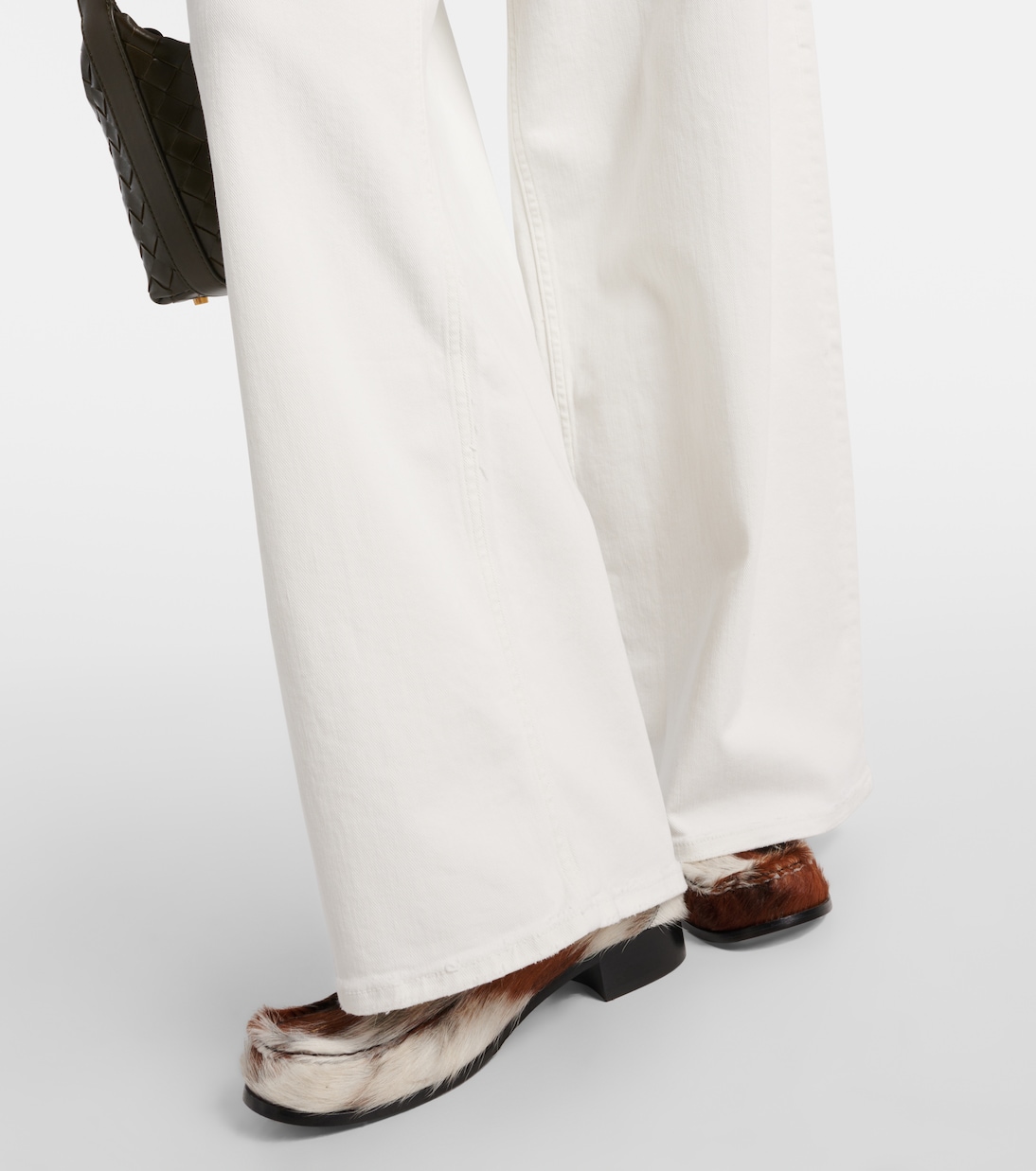 جينز بقصّة واسعة وخصر عالي Maxi Relax | AG Jeans