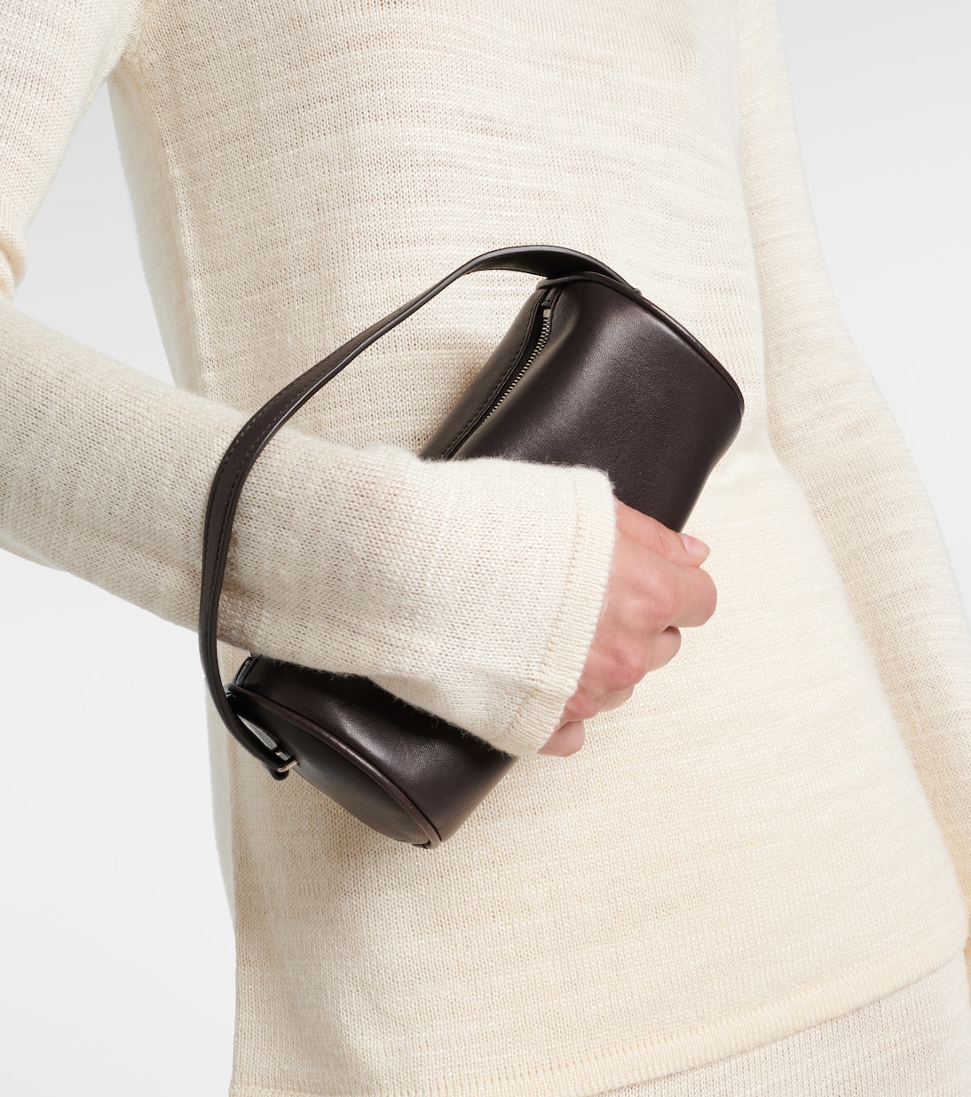 Tote Round '90s aus Leder | The Row